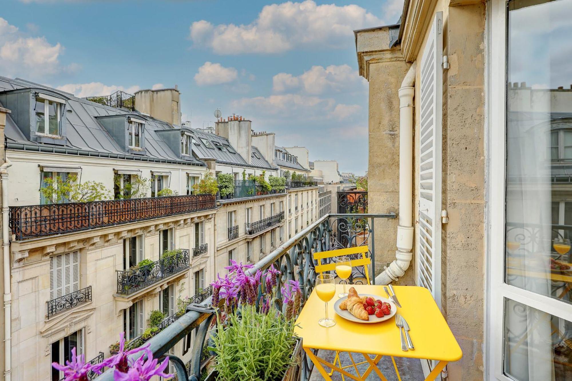Bnbnova - Louvre & Palais Royal - *
